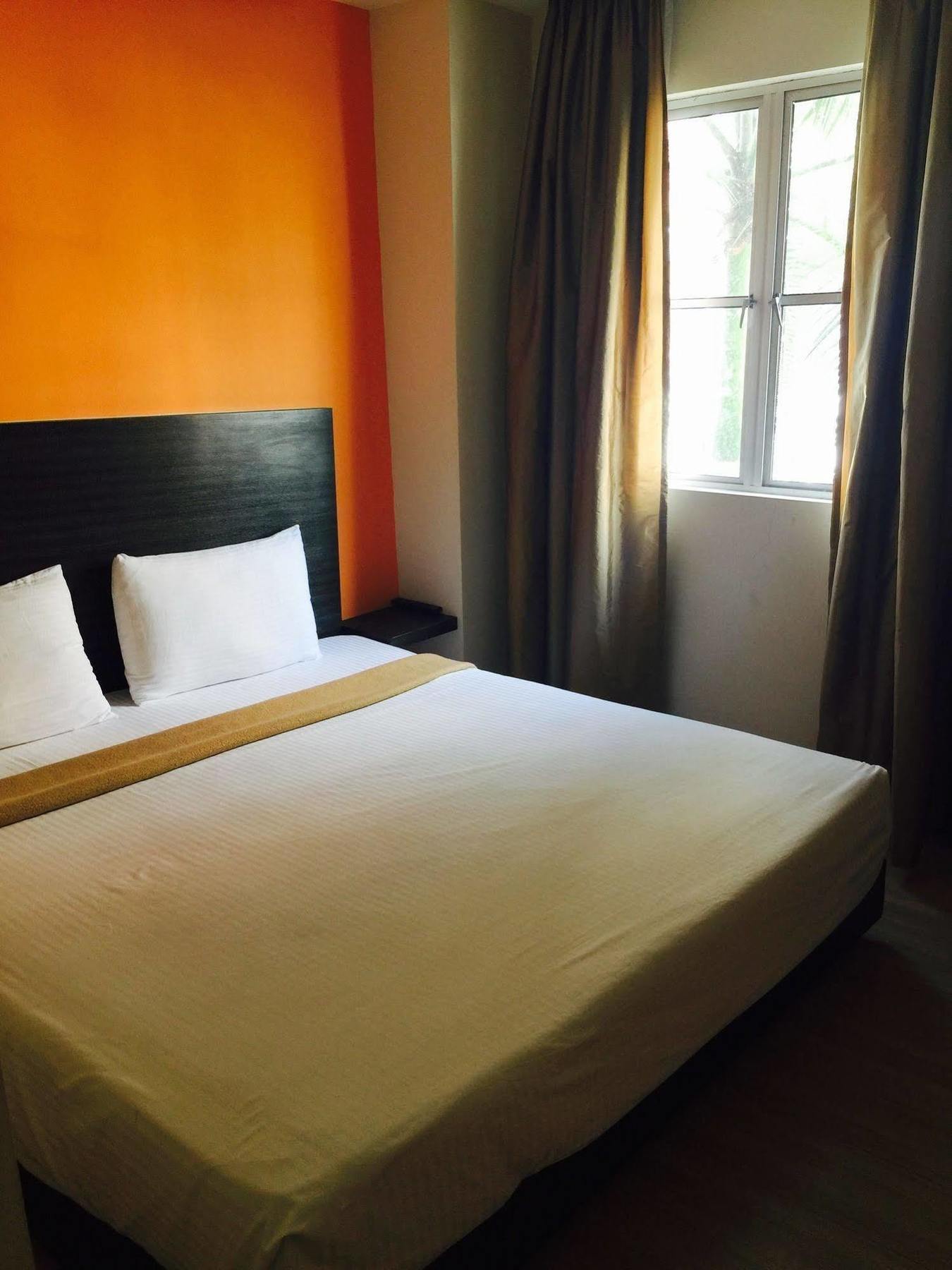 Hotel Seri Costa Малакка Экстерьер фото